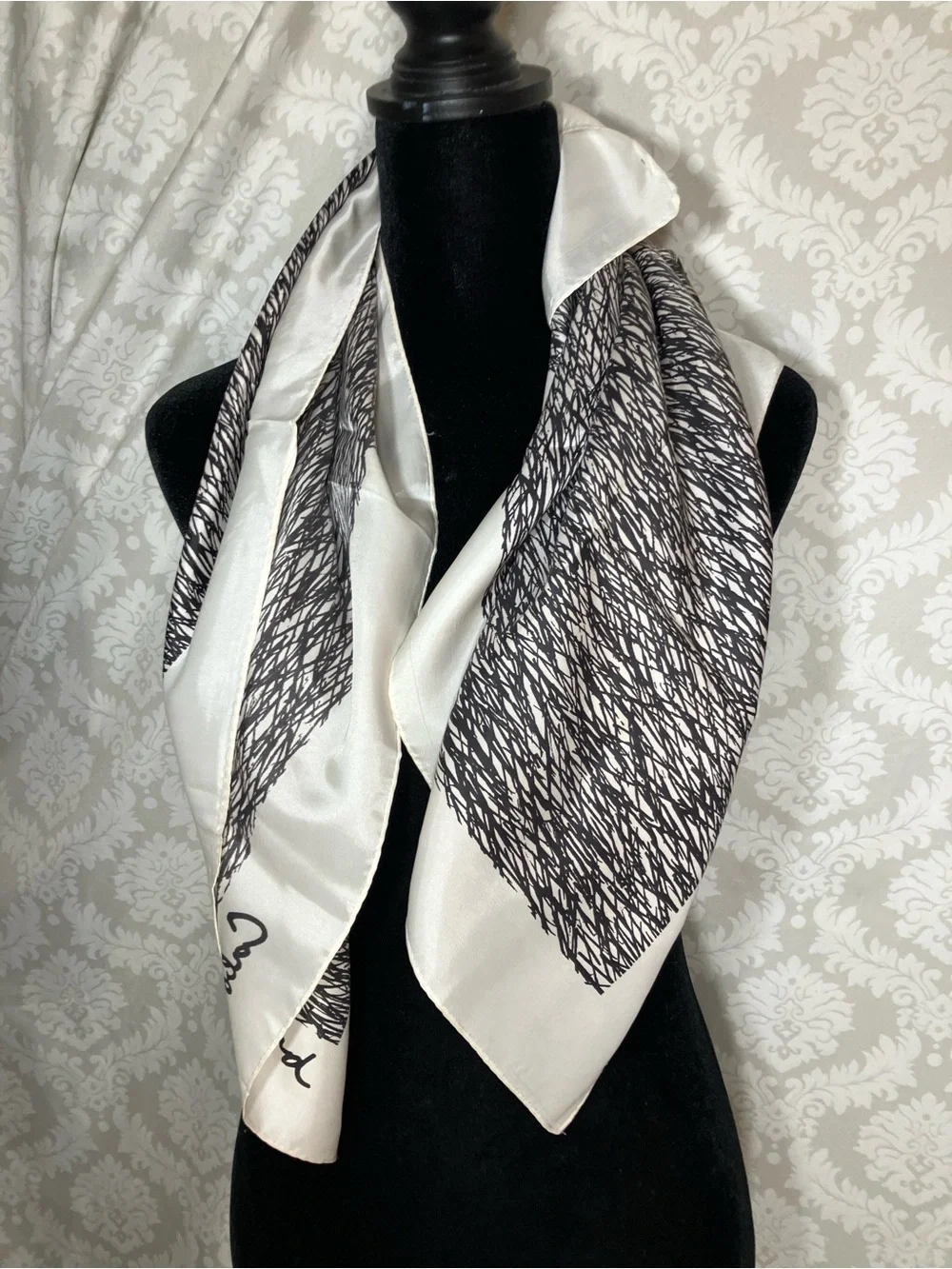Vintage Cabochard Paris Patterned Scarf - Picture 4 of 9
